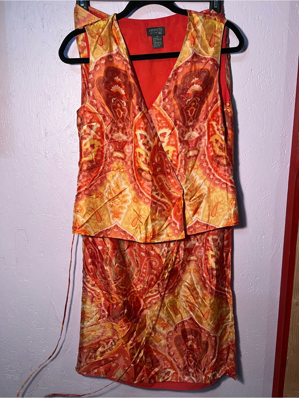 Lafayette New York orange paisley silk 
Orange Red Paisley Women's Skirt Set